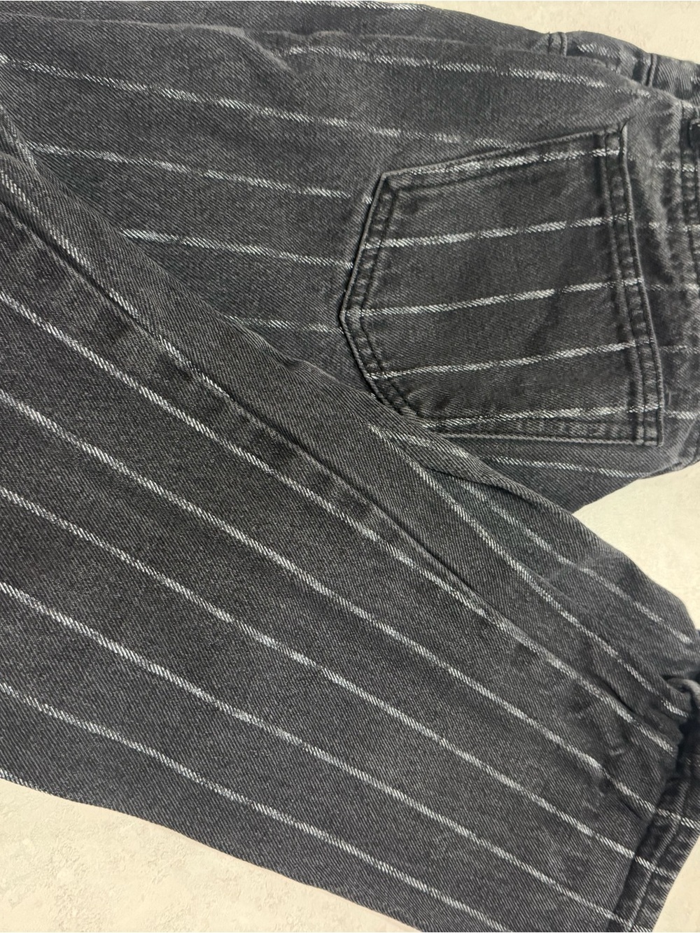 PacSun women’s Charcoal Stripe mom Jeans